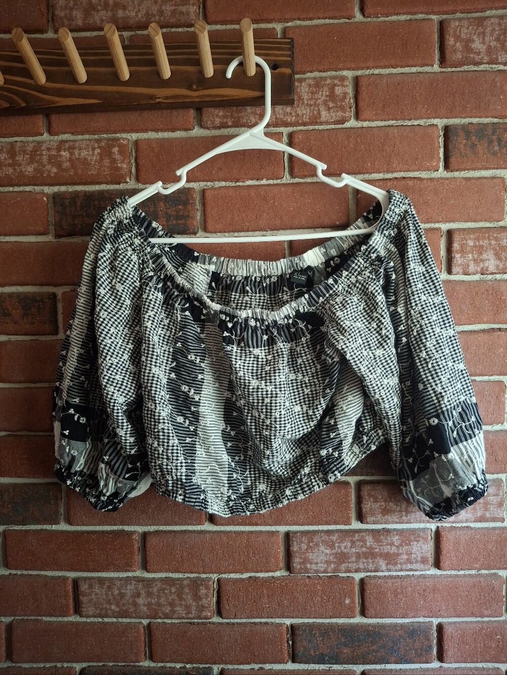 Forever 21 Black and White Patterned Off-Shoulder Crop Top